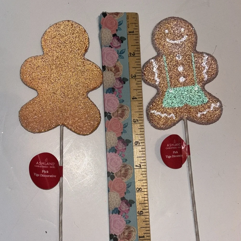 Gingerbread Man Picks Set of 13 Gingerbread Cookie Floral Tree Piks Glittery NWT